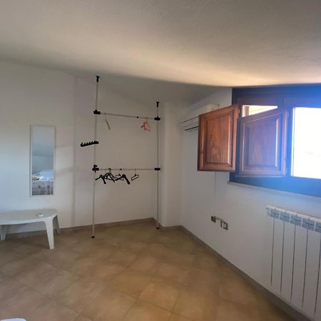 Casa Gina Lägenhet Porto Torres Exteriör bild